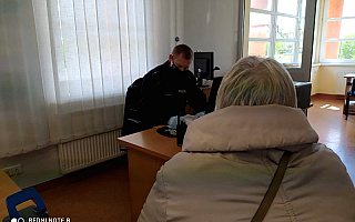 Ukradła z torebki prawie 2,5 tys. złotych. Tłumaczyła, że „coś ją podkusiło” Ukradła z torebki prawie 2,5 tys. złotych. Tłumaczyła, że „coś ją podkusiło”